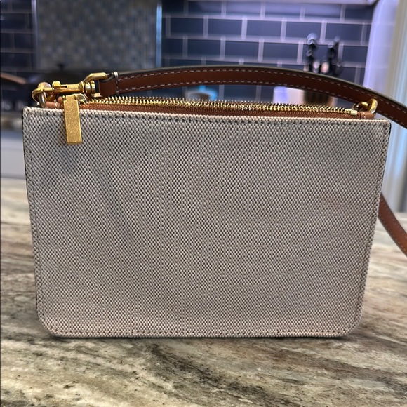 🌸 Tory Burch Walker Canvas Double-Zip Crossbody Bag – Like New! 🌸 - Picture 11 of 12